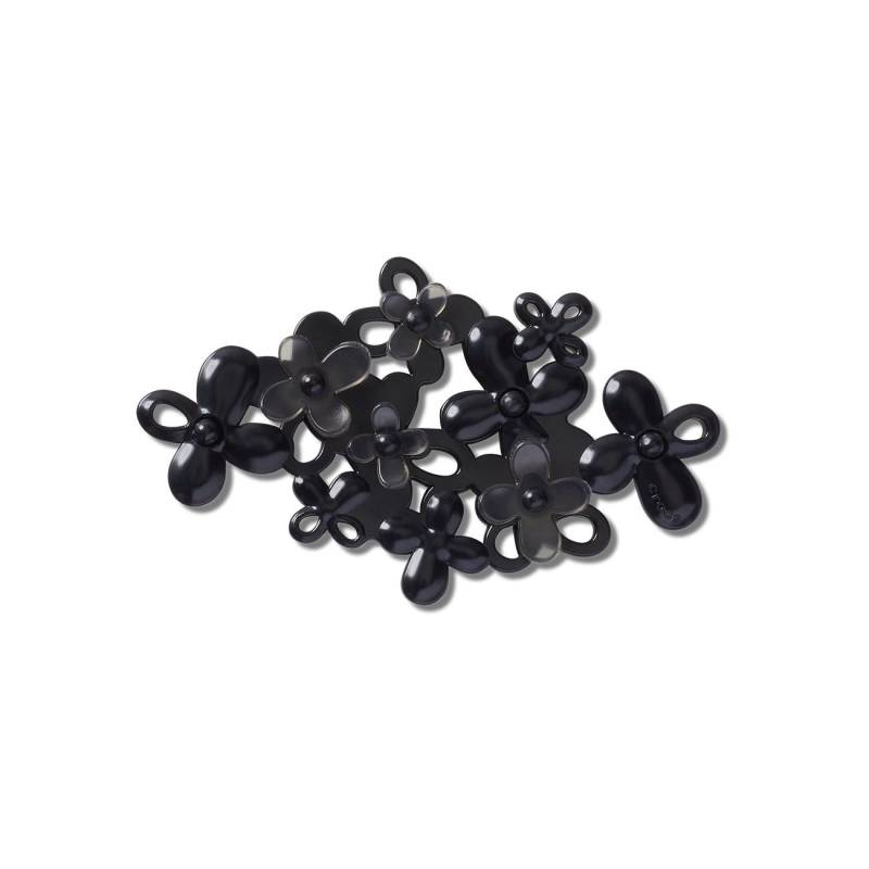 Florecimiento de flores negras