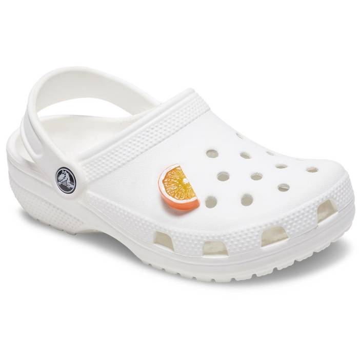 Rodaja de naranja brillante