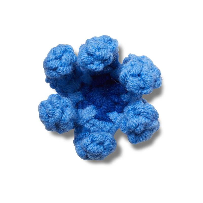 Flor de ganchillo azul