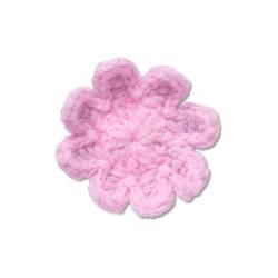 Flor rosa claro de ganchillo