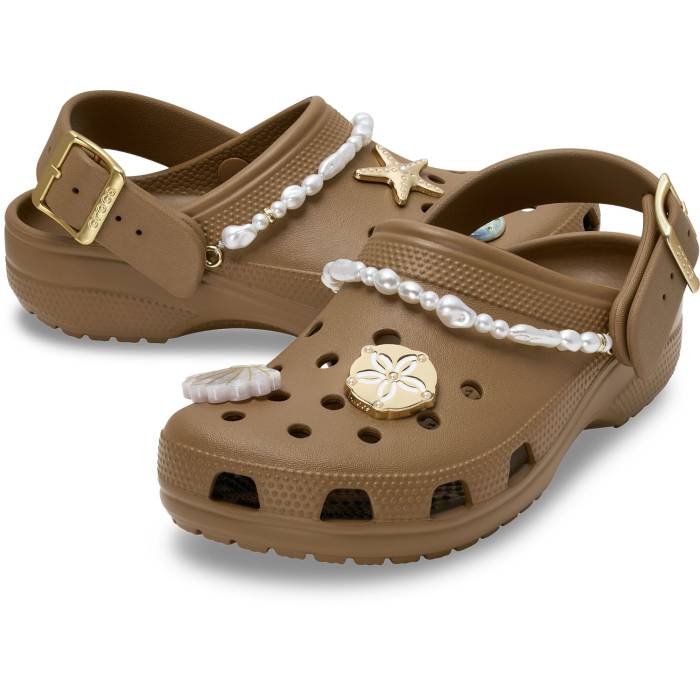 Zuecos unisex Classic Metallic Buckle U